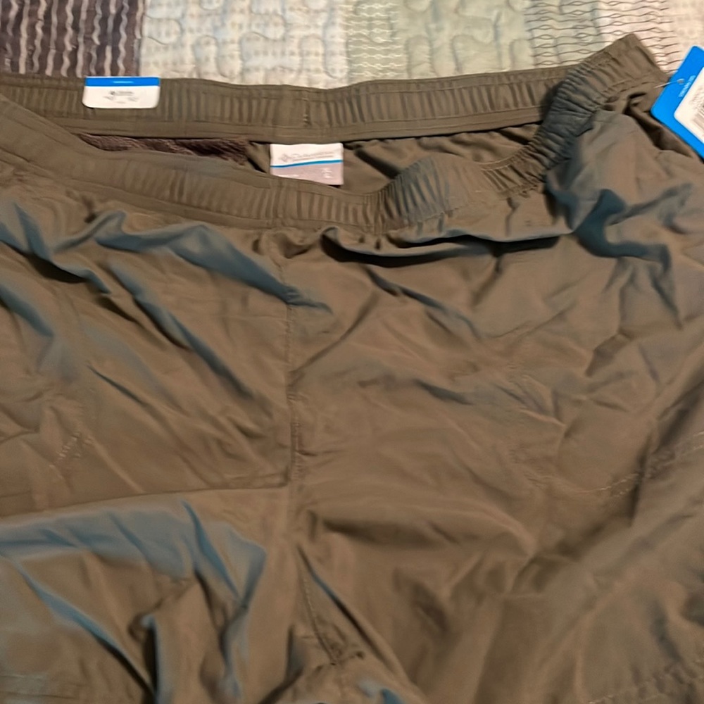 Columbia shorts